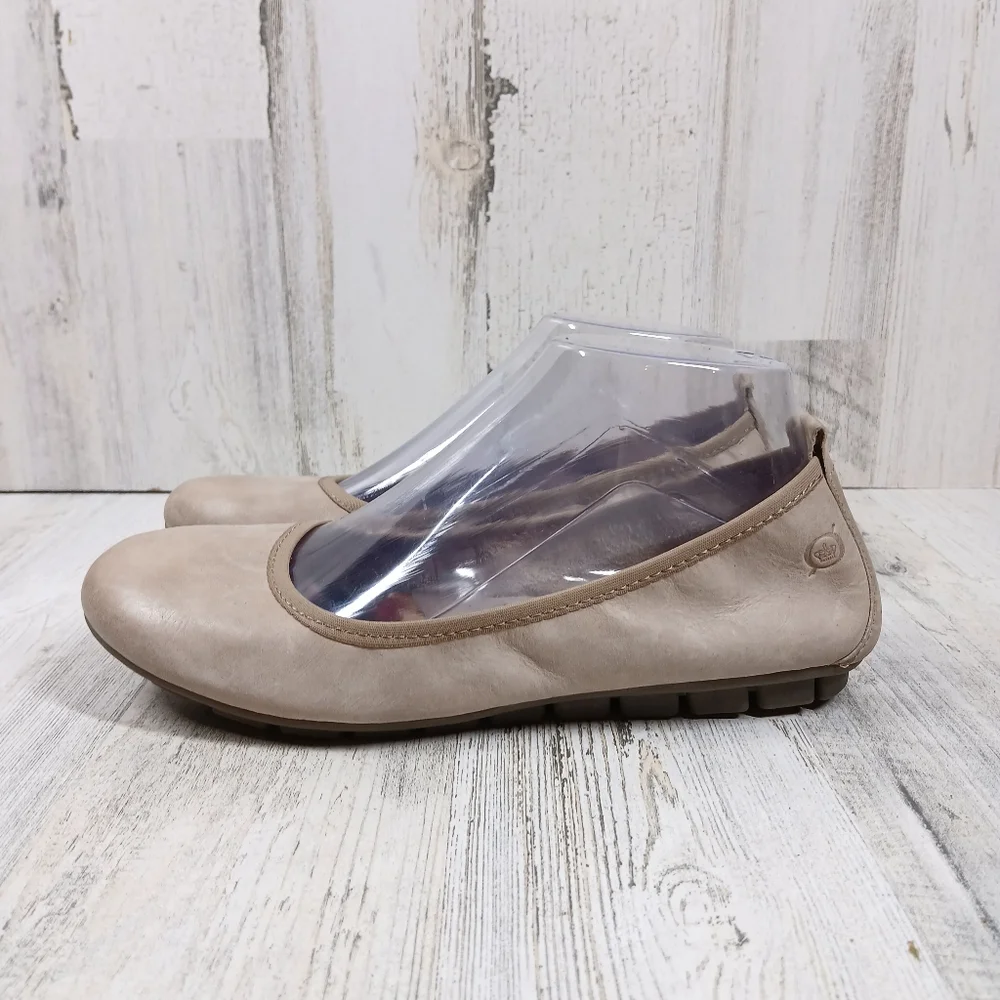 Born Taupe‎ Leather Slip-On Ballet Flats with Plaid Insole and Rubber Sole #1501
